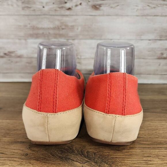 Fitflop Red and Beige Flats - Picture 7 of 8